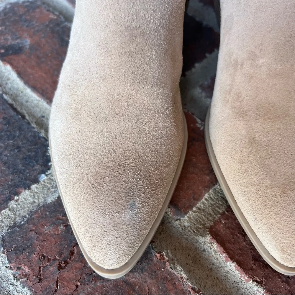 Dolce Vita Able Suede Western Style Bootie-size 6.5
